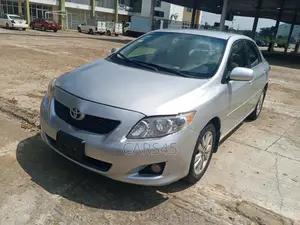 Toyota Corolla 2009 Silver