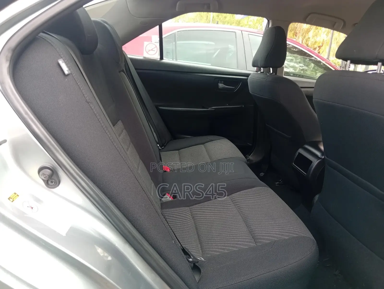 Toyota Camry 2015 Silver