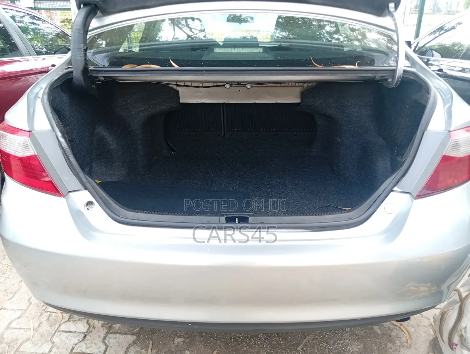 Toyota Camry 2015 Silver