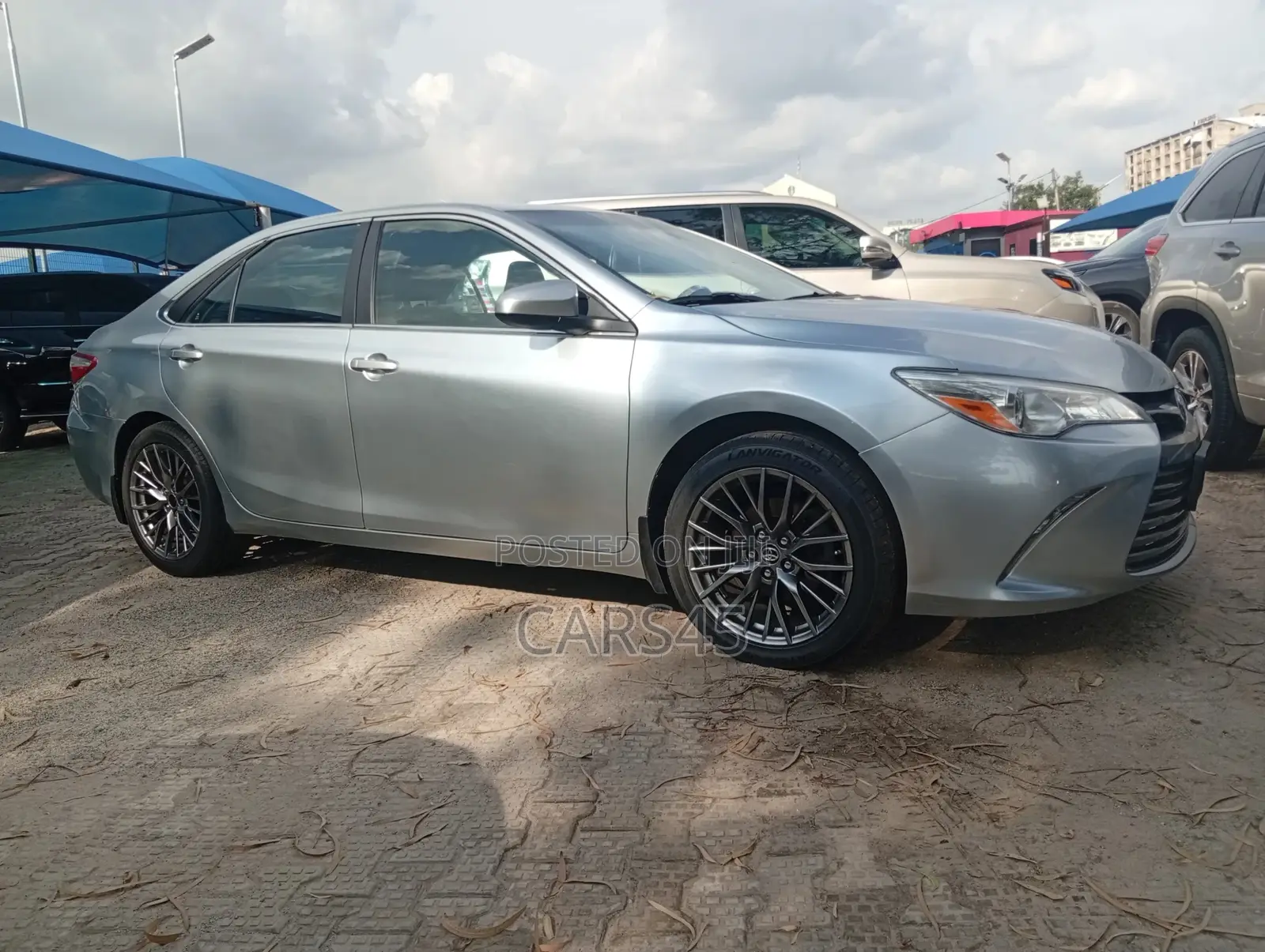 Toyota Camry 2015 Silver