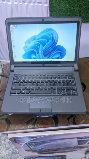 Laptop Dell Latitude 3350 8GB Intel Core i3 SSD 128GB
