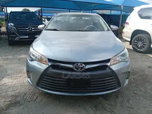 Toyota Camry 2015 Silver