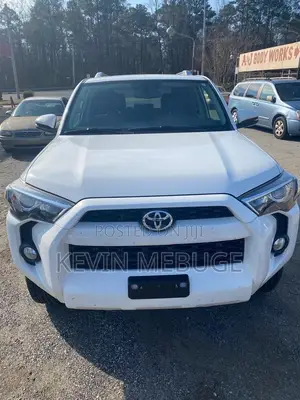Toyota 4-Runner SR5 4x4 2018 White