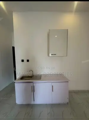 1bdrm Apartment in Jakande for rent