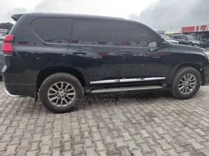 Toyota Land Cruiser Prado 2015 Black