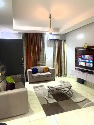 Wonderfully Furnished and Serviced Luxury 2 Bedroom Apartment