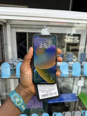 Apple iPhone X 64 GB White