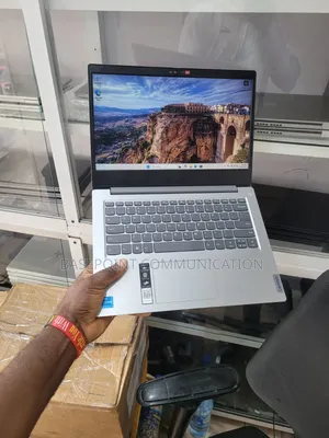Laptop Lenovo Ideapad 3 8GB Intel Core i3 SSD 256GB