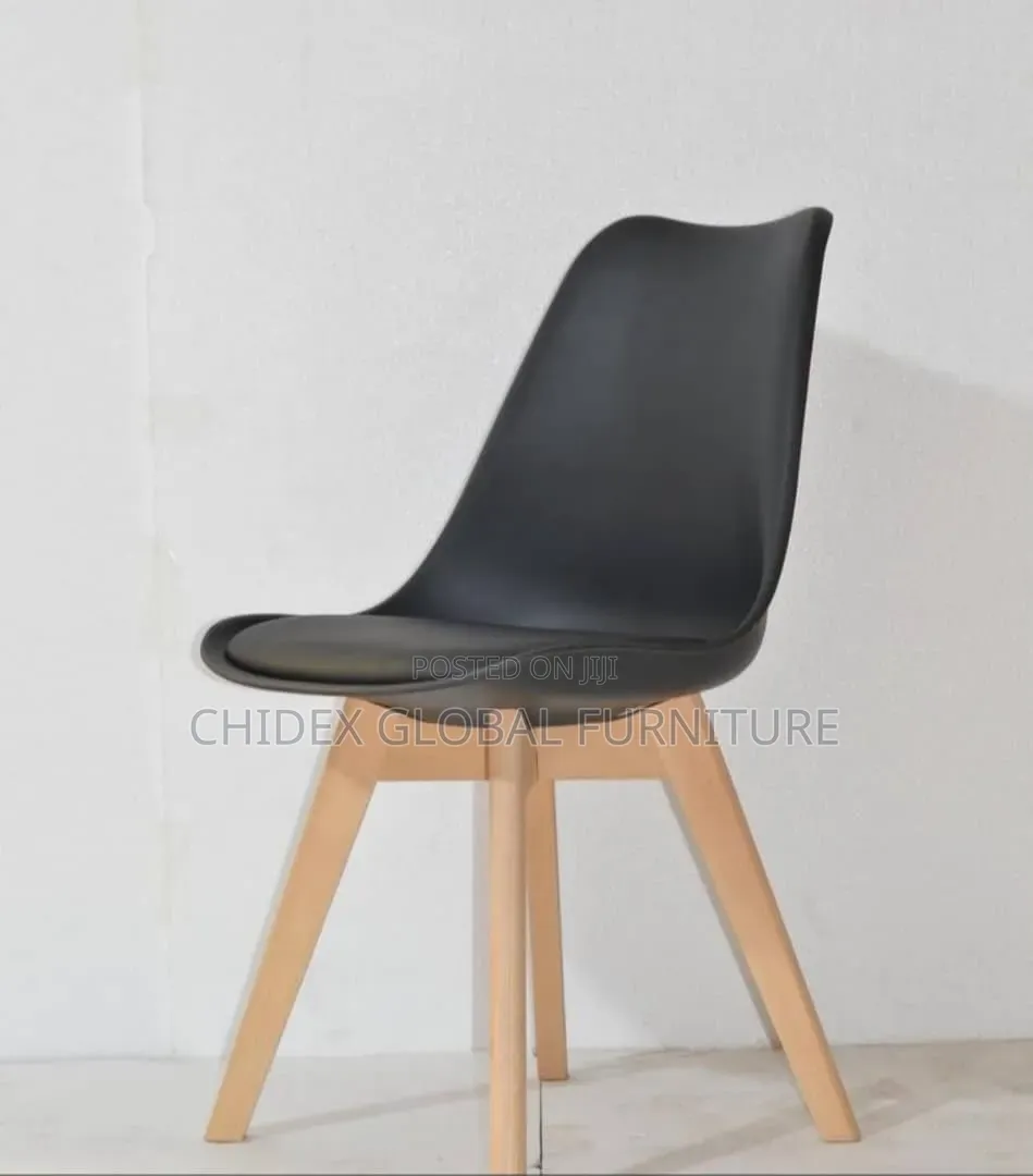 Simple Rubber Chair With Leather Seat