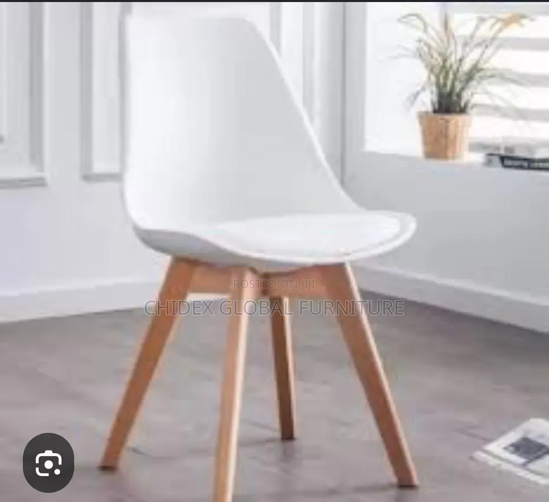 Simple Rubber Chair With Leather Seat