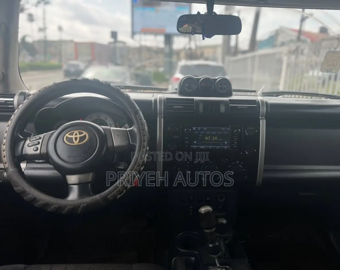 Toyota FJ Cruiser 2007 Black