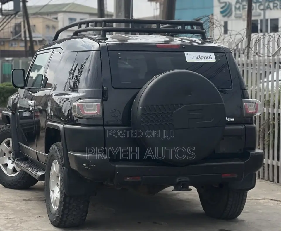 Toyota FJ Cruiser 2007 Black