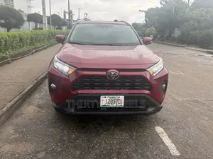 Toyota RAV4 2020 Red