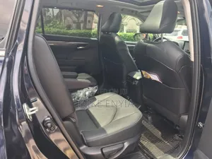 Toyota Highlander Platinum FWD 2023 Blue