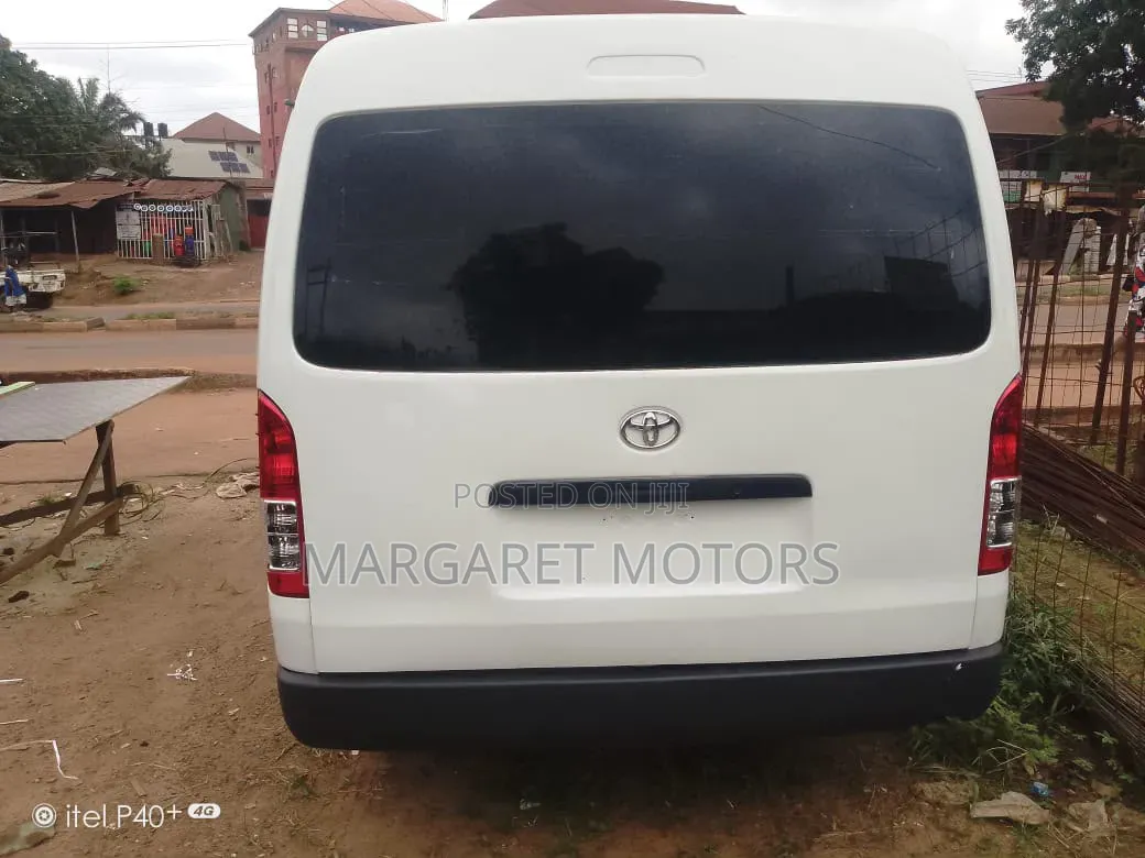 Toyota Coaster 2013 White