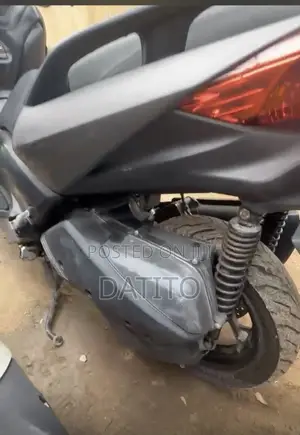 Yamaha 2025 Black