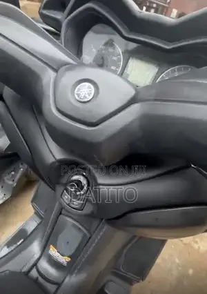 Yamaha 2025 Black