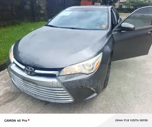 Toyota Camry 2017 Gray