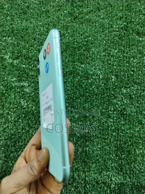 New Apple iPhone 11 64 GB