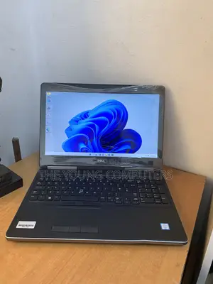 Laptop Dell Precision 7510 8GB Intel Core i7 SSD 256GB