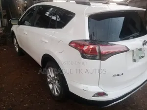 Toyota RAV4 Limited 4dr SUV (2.5L 4cyl 6A) 2014 Off white