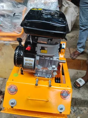 Petrol Engine Compactor Machine