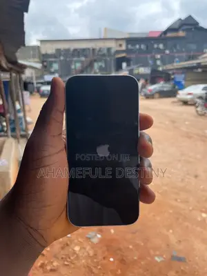 Apple iPhone 15 128 GB White