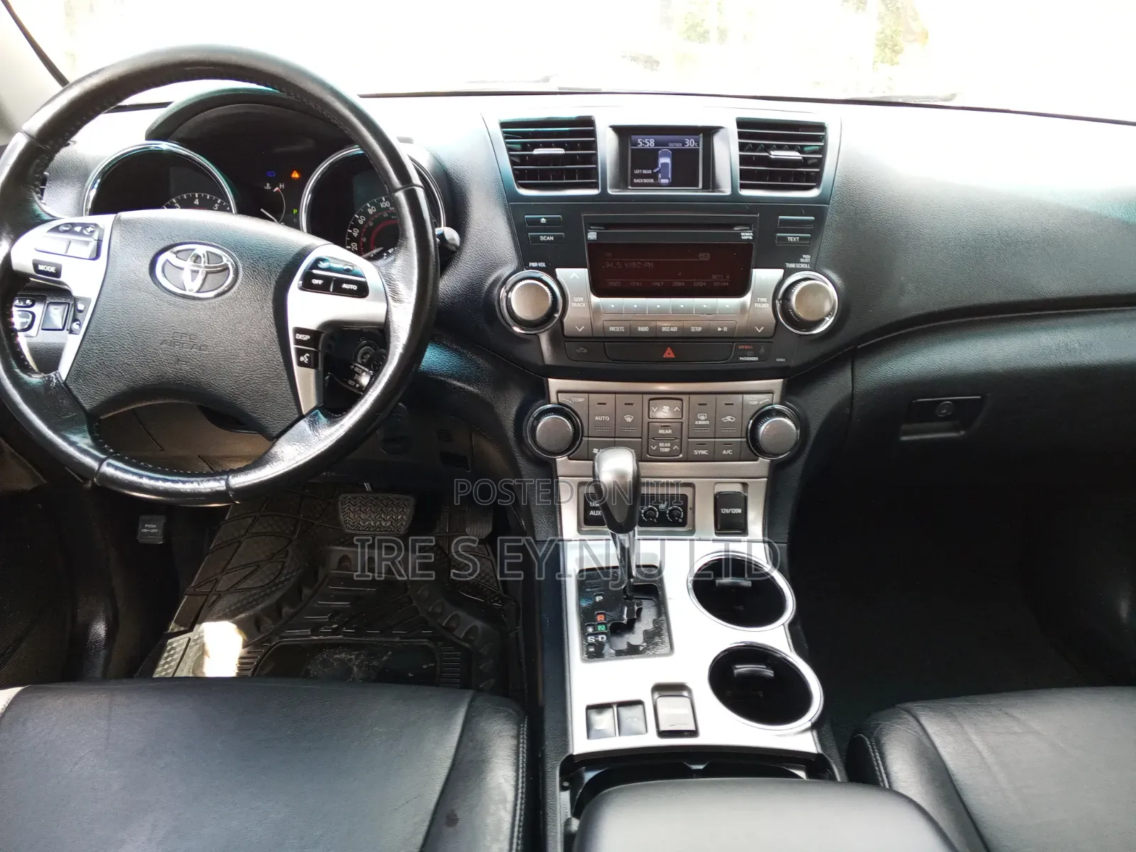 Toyota Highlander 2012 Silver