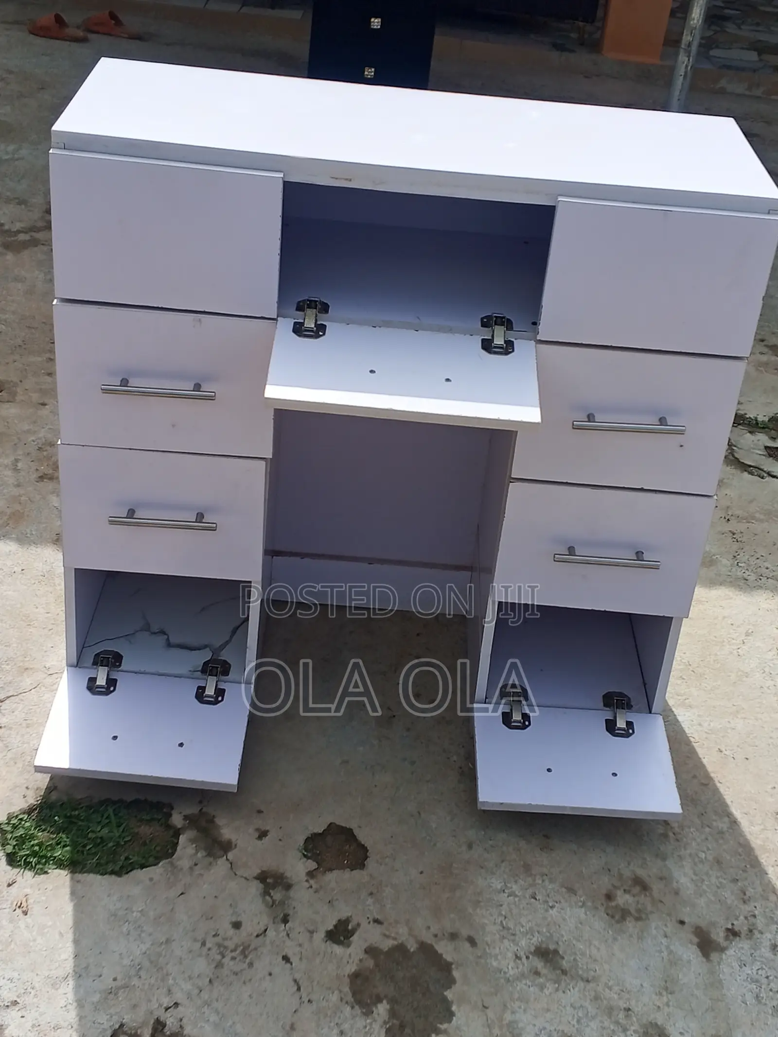 White Dressing Table