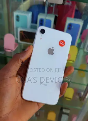 Apple iPhone XR 64 GB White