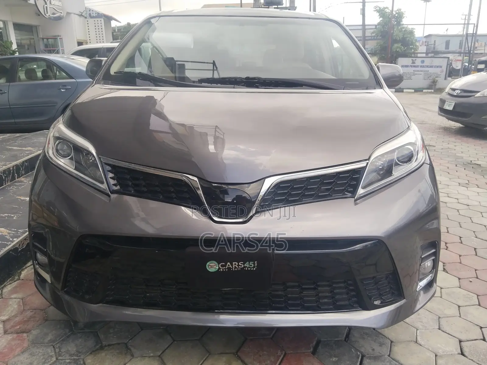 Toyota Sienna 2012 Gray