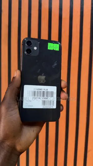 Apple iPhone 11 64 GB Black