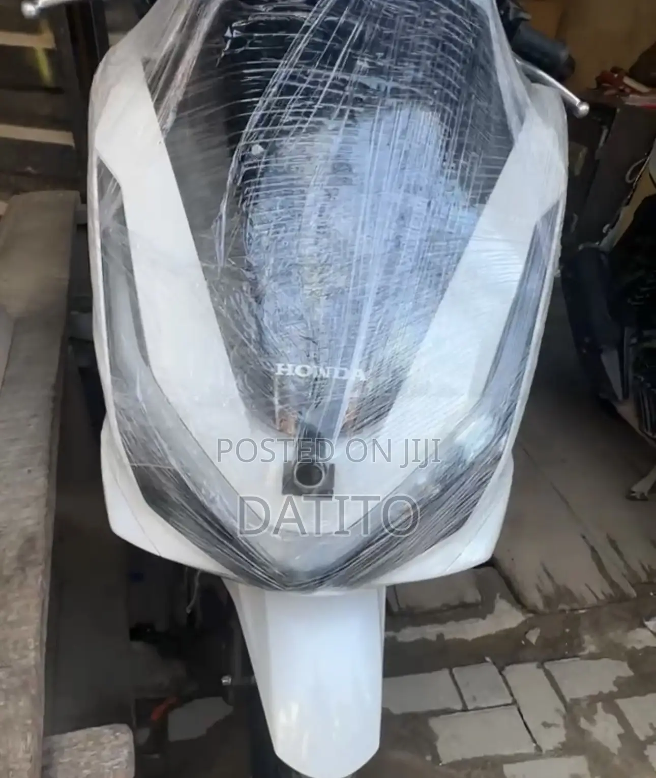 Yamaha 2025 White