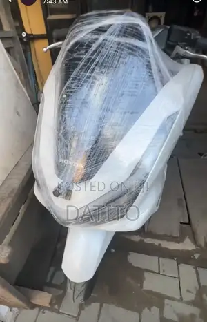 Yamaha 2025 White