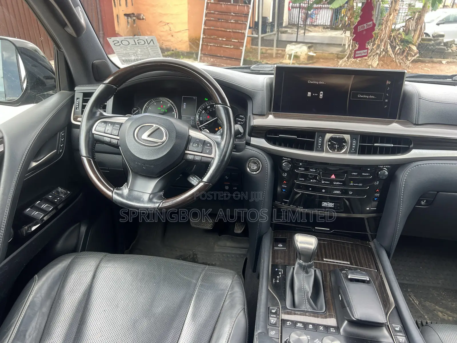 Lexus LX 570 AWD 2021 Black
