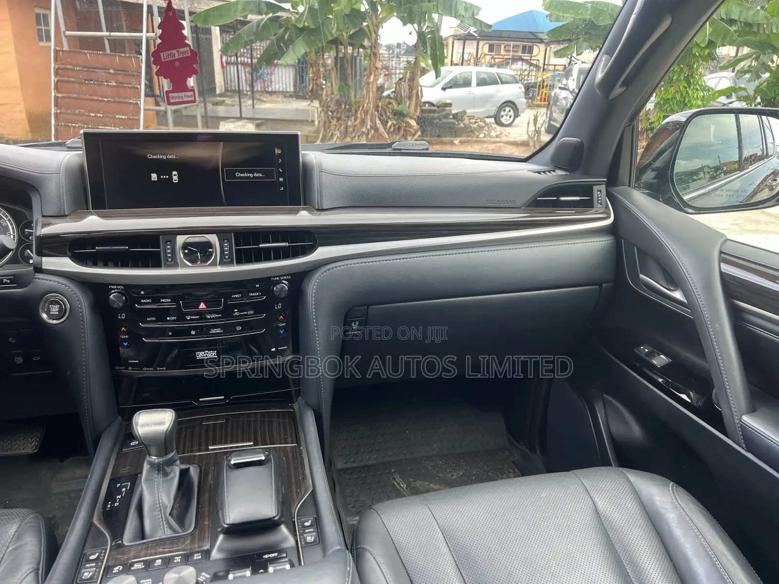 Lexus LX 570 AWD 2021 Black
