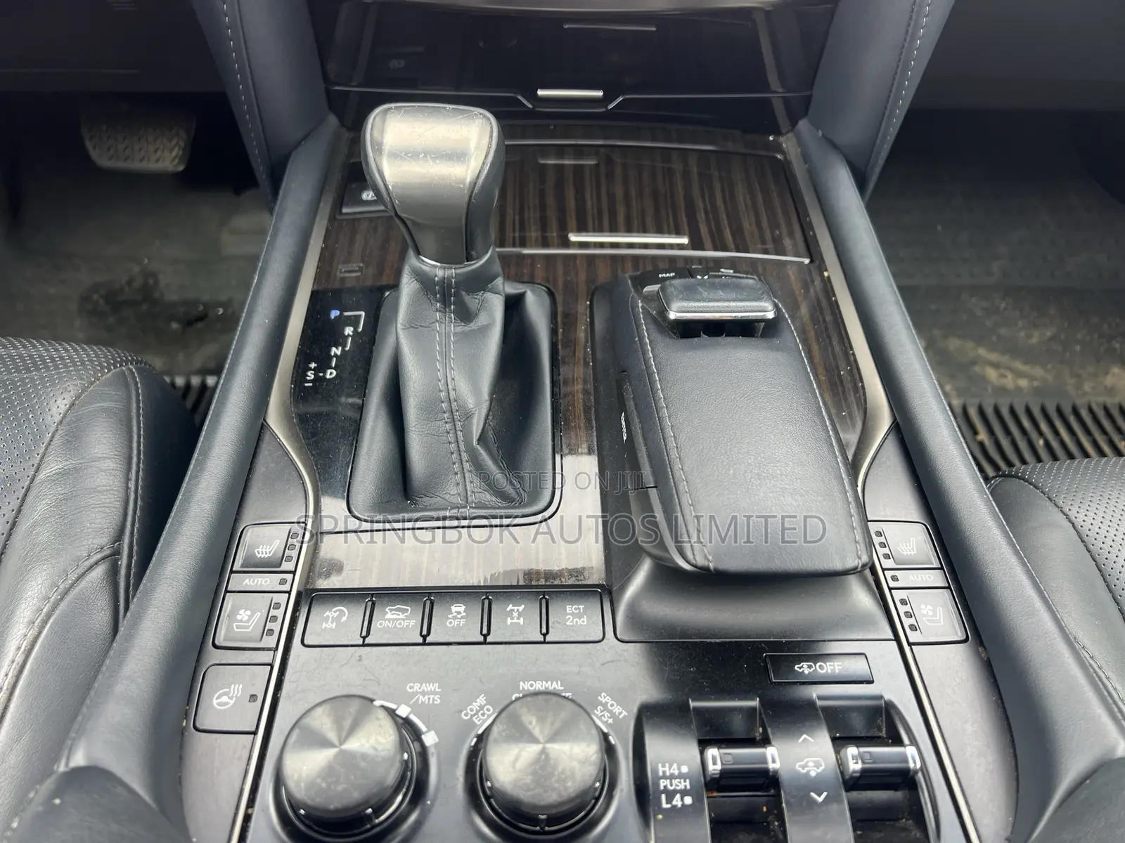 Lexus LX 570 AWD 2021 Black