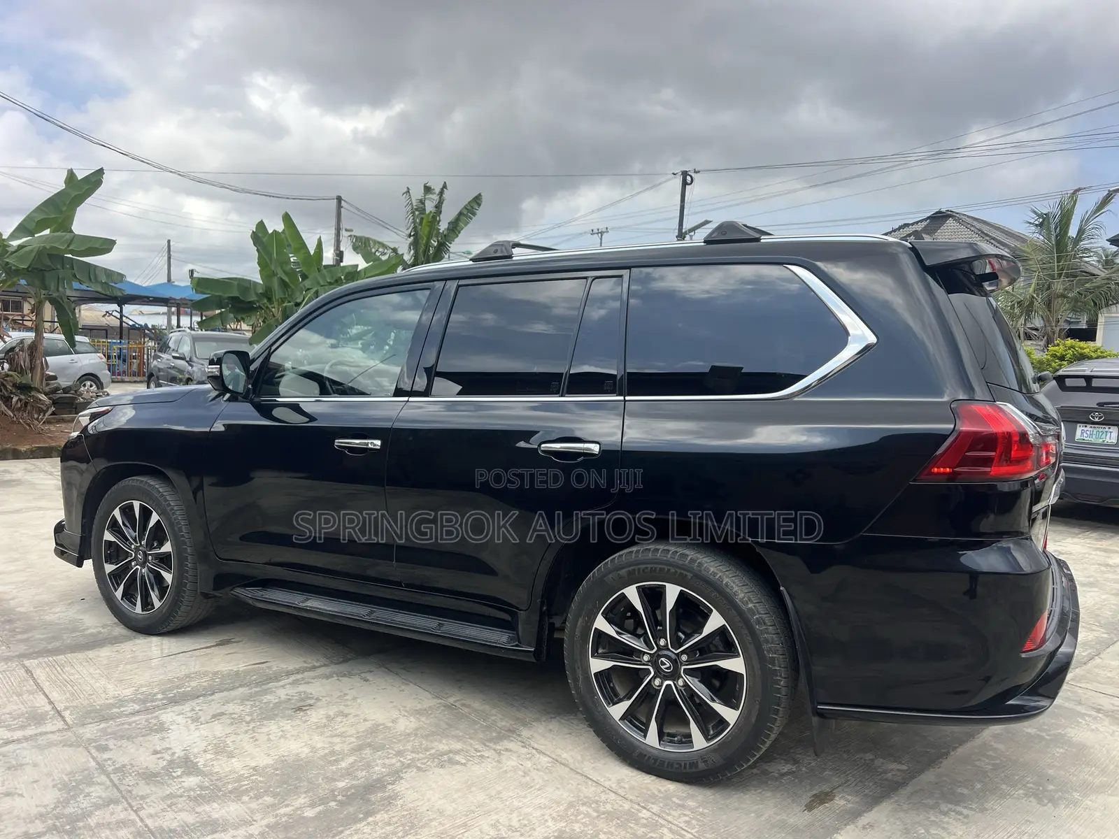 Lexus LX 570 AWD 2021 Black