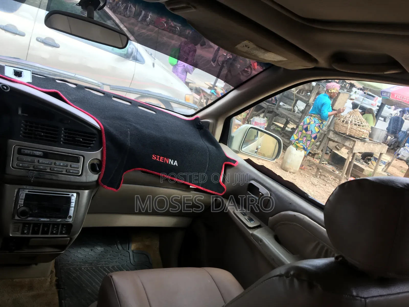 Toyota Sienna 2002 Silver