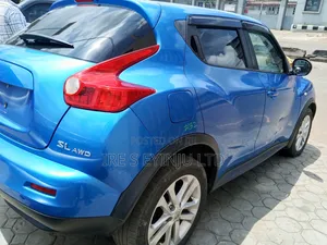 Nissan Juke 2012 Blue