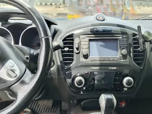 Nissan Juke 2012 Blue