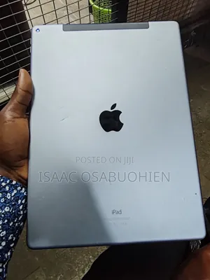 Apple iPad Pro 12.9  (2015) 128 GB Black