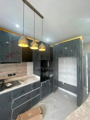 4bdrm Townhouse/Terrace in Providence Court, Awoyaya for sale