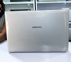 Laptop Medion 8GB Intel Core i5 HDD 1T