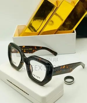 Quality Prada Glasses