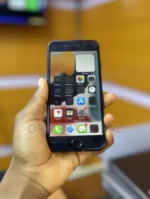 Apple iPhone 7 32 GB Black