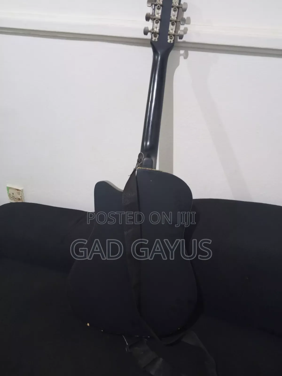 Acoustic Guitar