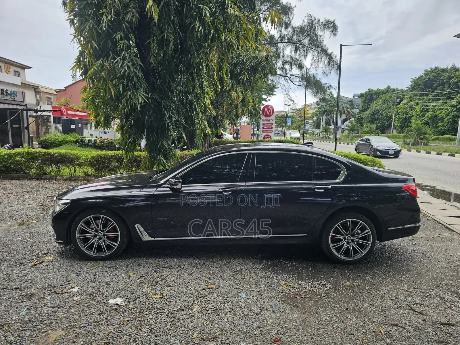 BMW 7 Series 730Li 2017 Black