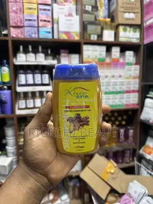 Kuu Spa Salt Scrub Bath Tumeric
