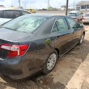 Toyota Camry LE 4dr Sedan (2.5L 4cyl 6A) 2014 Black